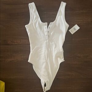Good American White Ribbed Bodysuit